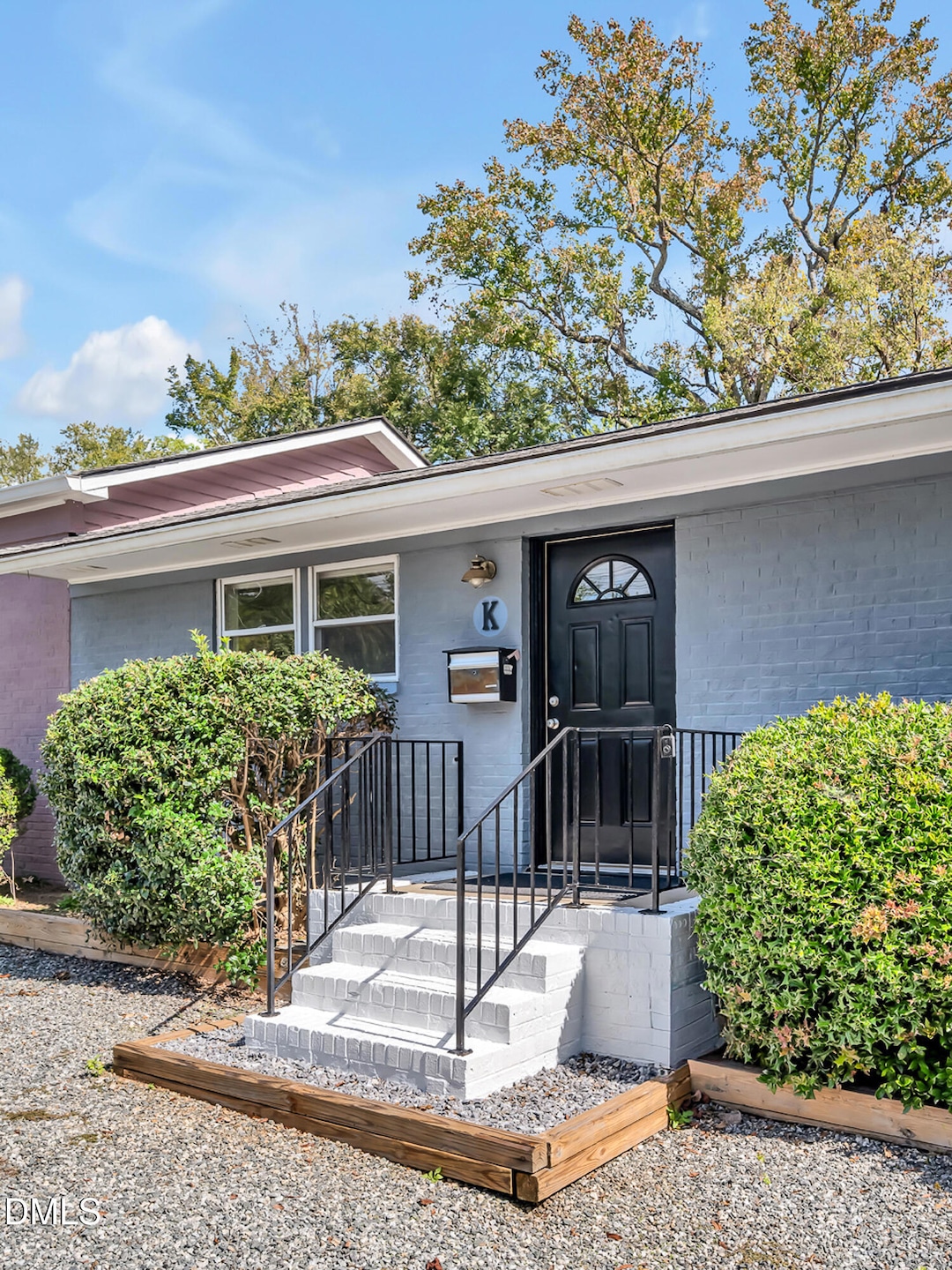 Pending $325,000 • Co-Listing Agent