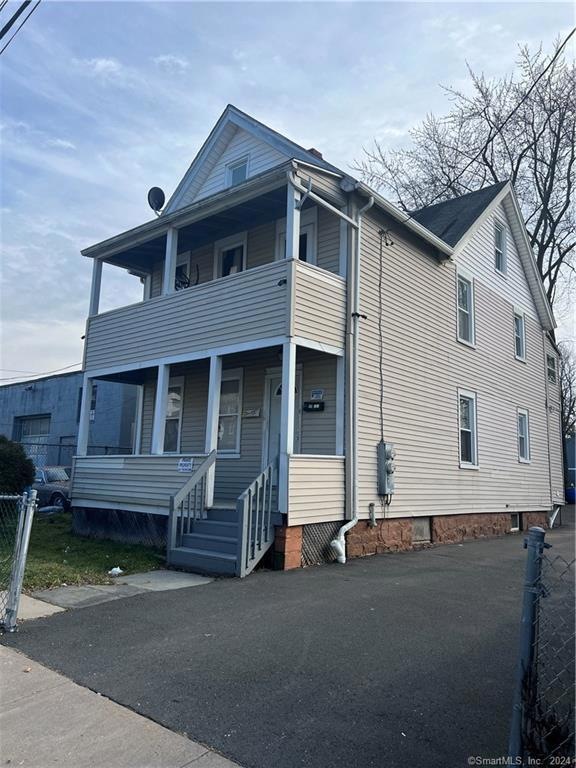 3 Mannz St, Hartford, CT 06114 - photo 1