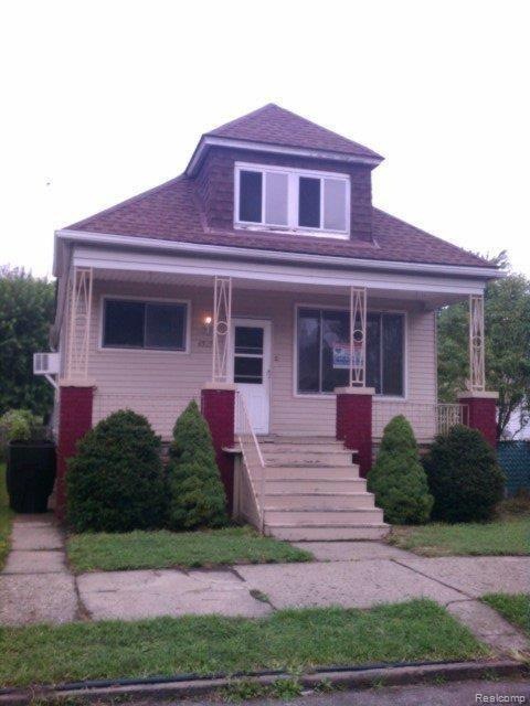 4515 Fredro St, HamtraMcK, MI 48212 - photo 1
