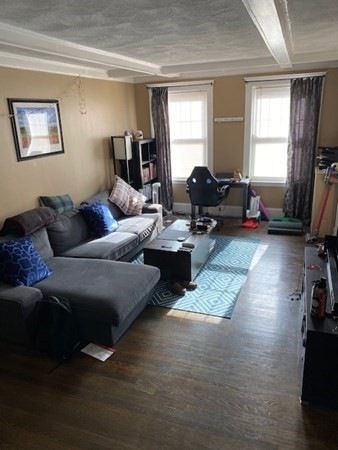 124 Sutherland Rd unit 9, Brighton, MA 02135 - photo 1