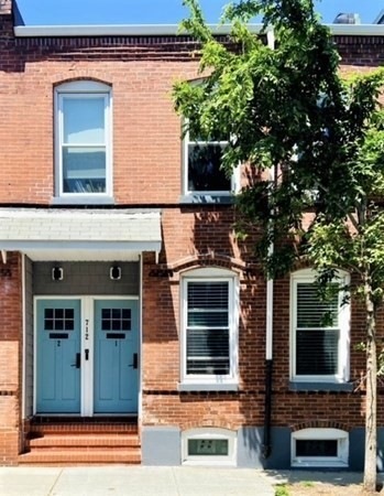 712-1/2 E 5th St unit 2, Boston, MA 02127 - photo 1
