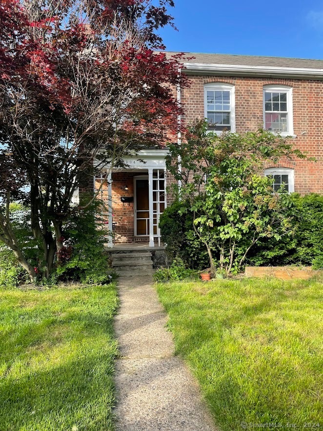 204 Grasmere Ave, Fairfield, CT 06824 - photo 1