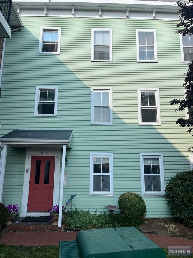 1007 Unicorn Way, Clifton, NJ 07011 - photo 1