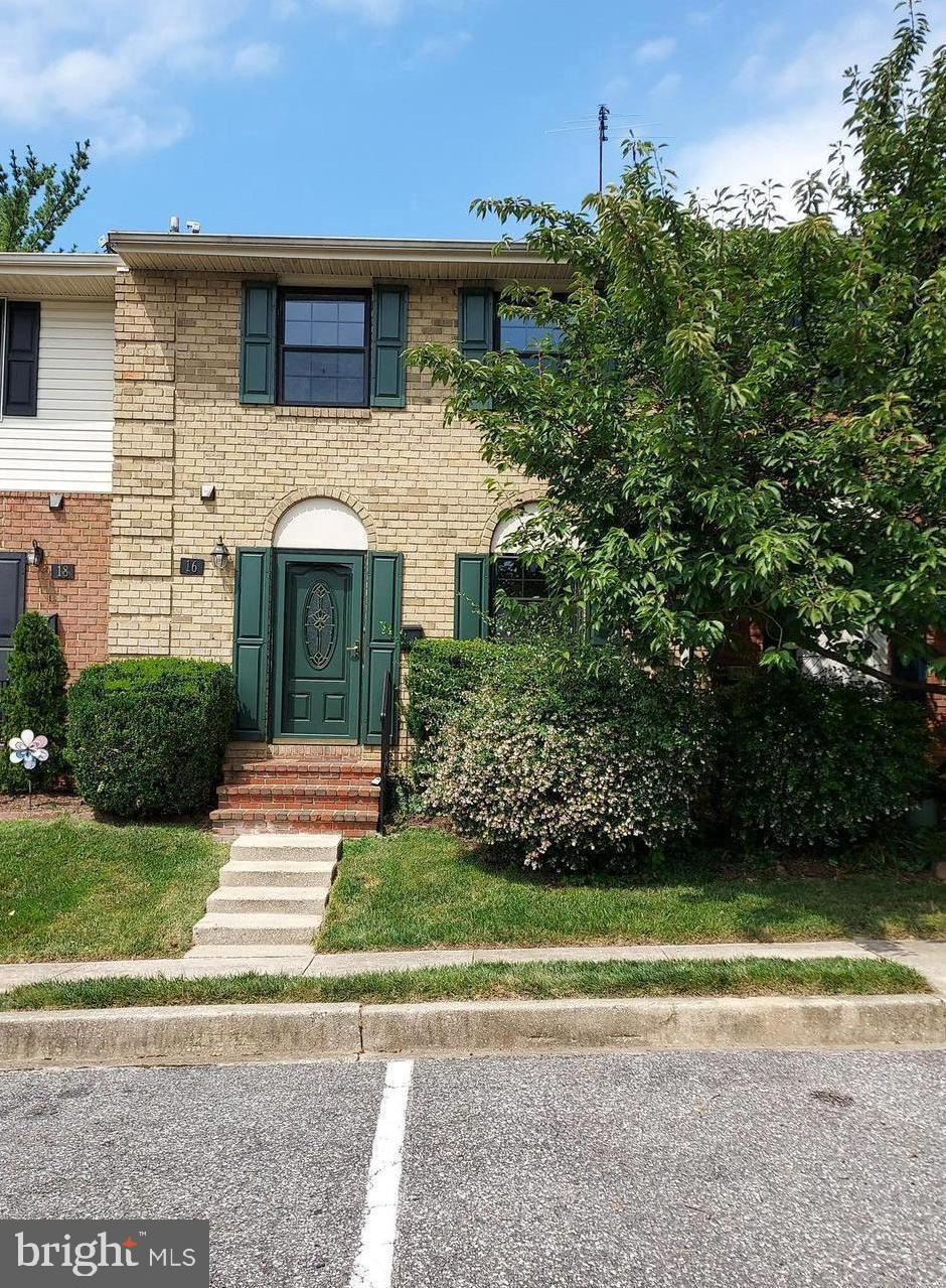16 Alanbrooke Ct, Towson, MD 21204 - photo 1