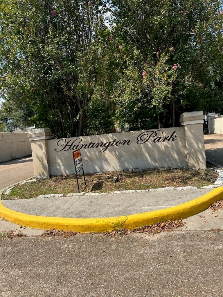 For Rent $1,300/month