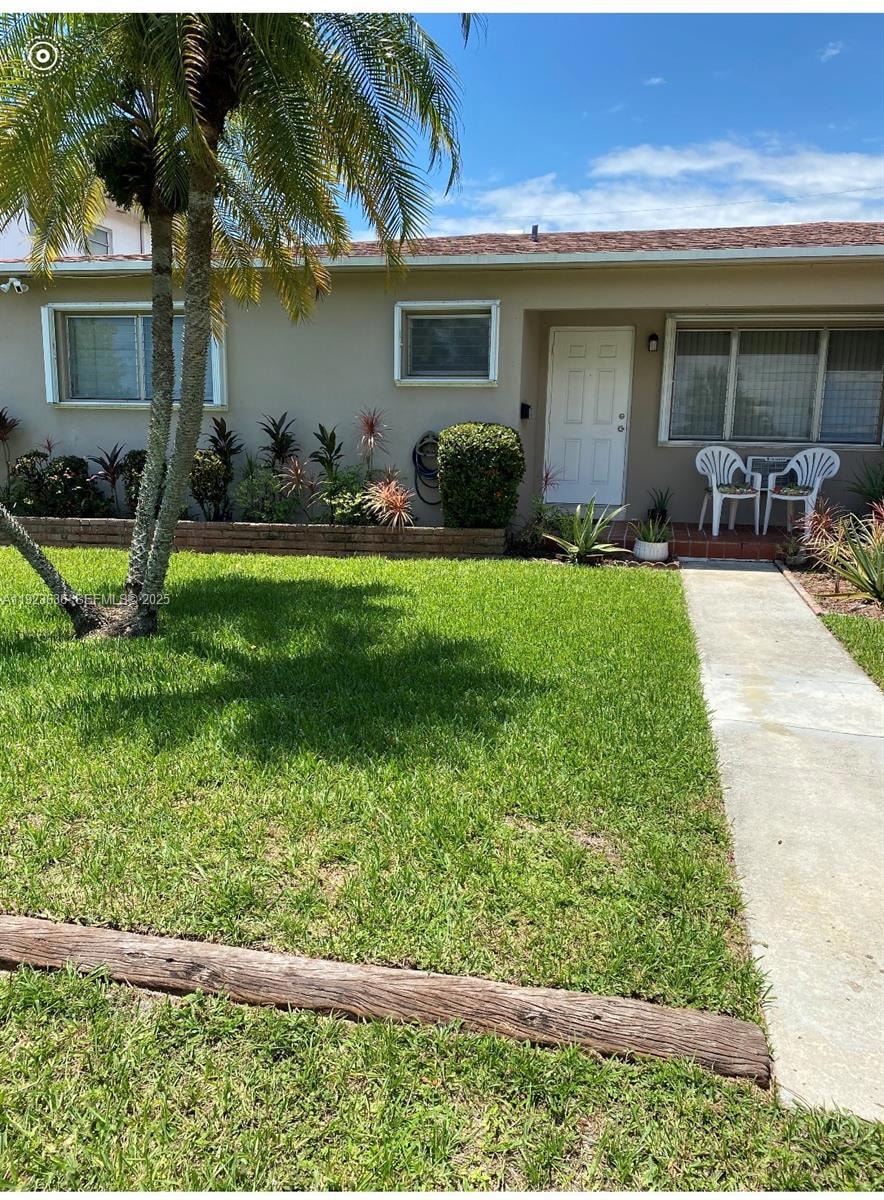 1620 Liberty St unit E, Hollywood, FL 33020 - photo 1