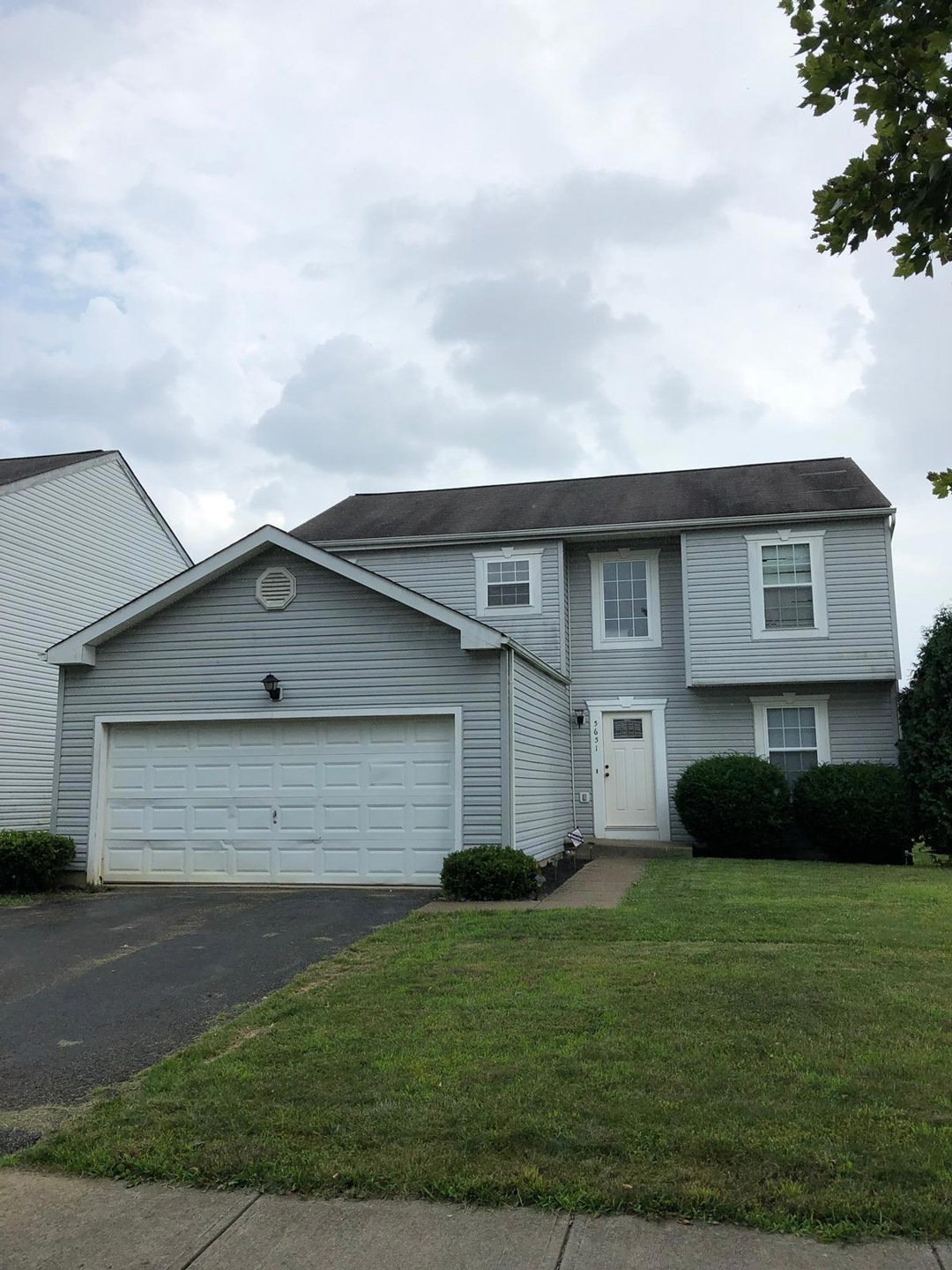 5651 Matuka Dr, Columbus, OH 43232 - photo 1