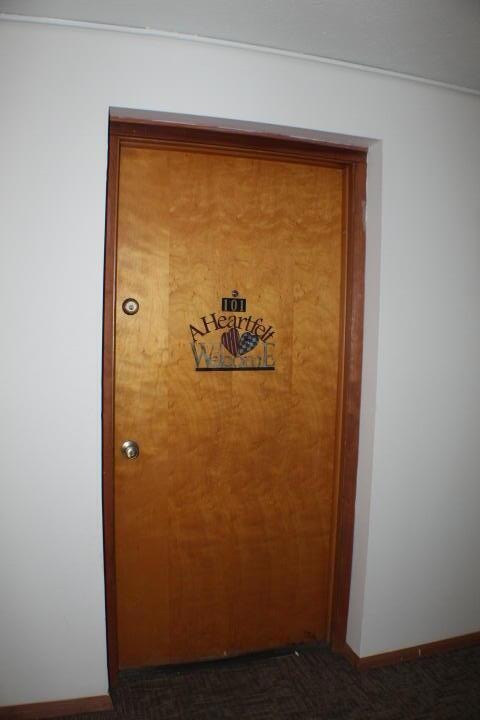 5378 Lee Rd unit 25, Maple Heights, OH 44137 - photo 1