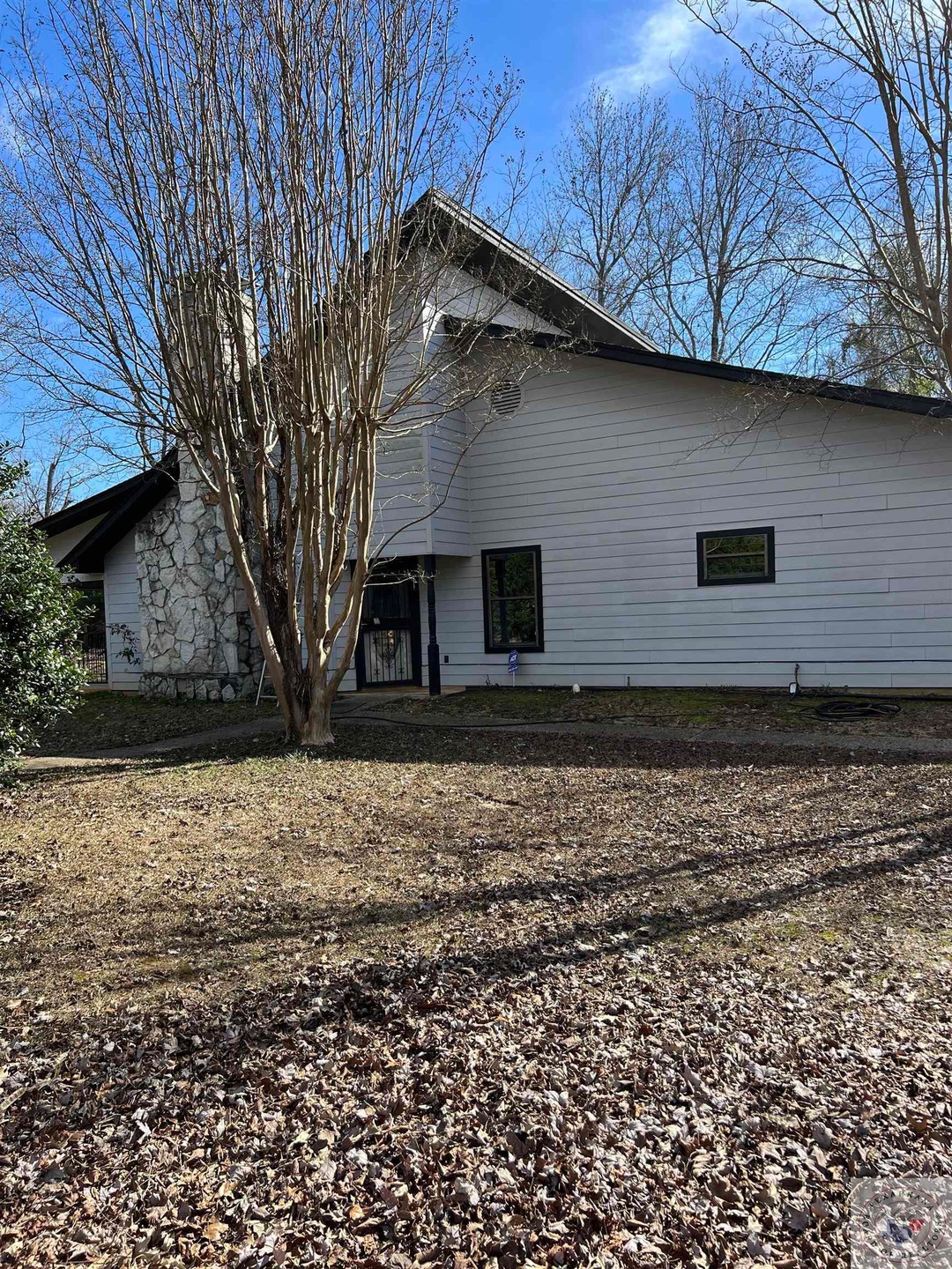 103 Lilac St, Texarkana, TX 75501 - photo 1