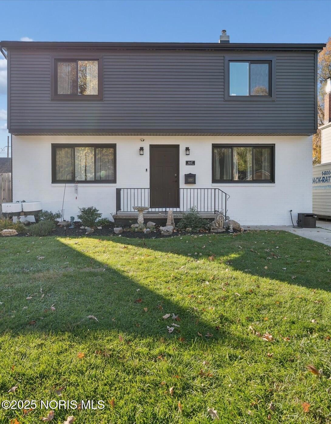 4647 Hannaford Dr, Toledo, OH 43623 - photo 1