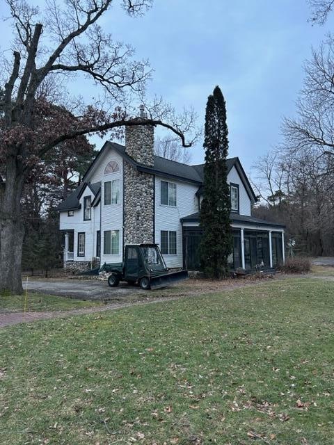 W335N5651 Home