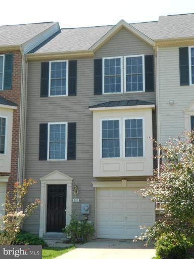905 Mercer Dr, Hagerstown, MD 21742 - photo 1