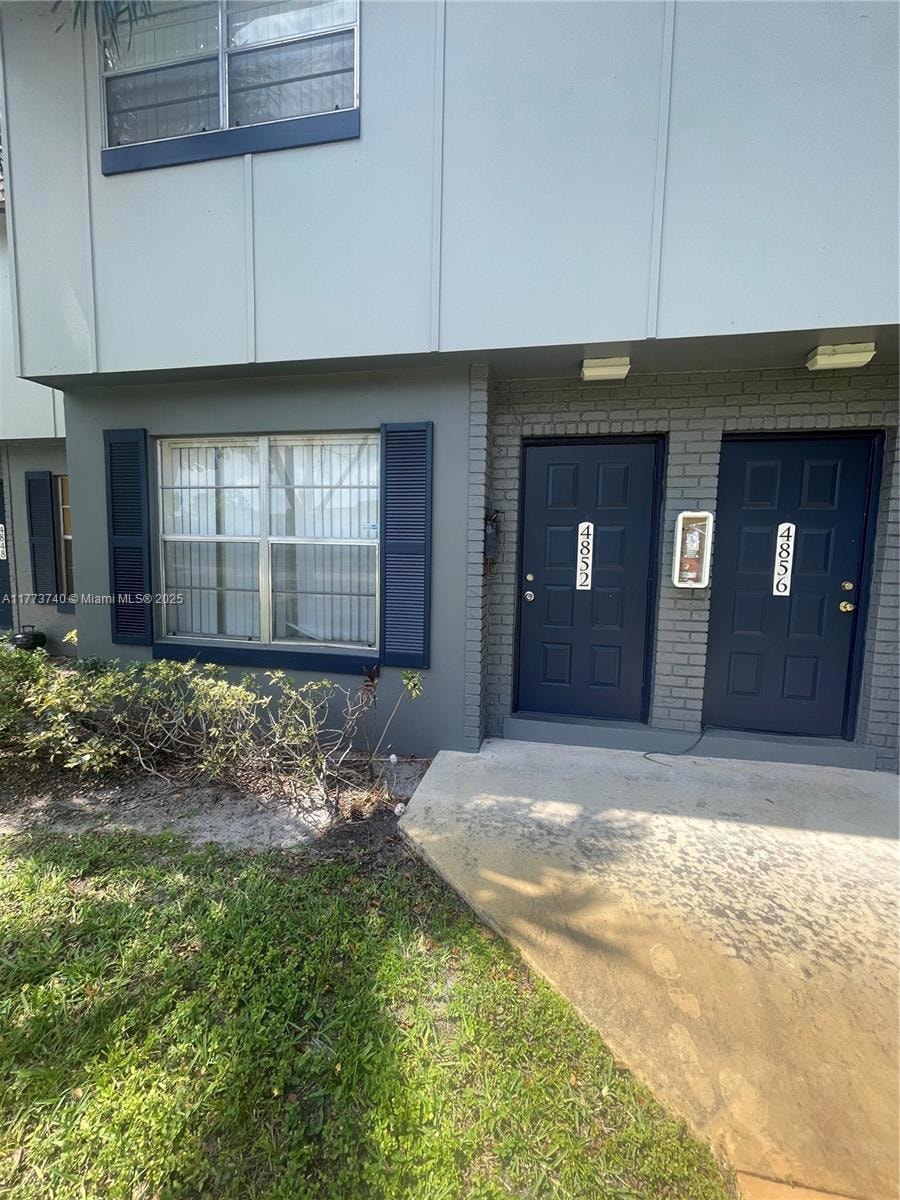For Sale $188,900 • Co-Listing Agent