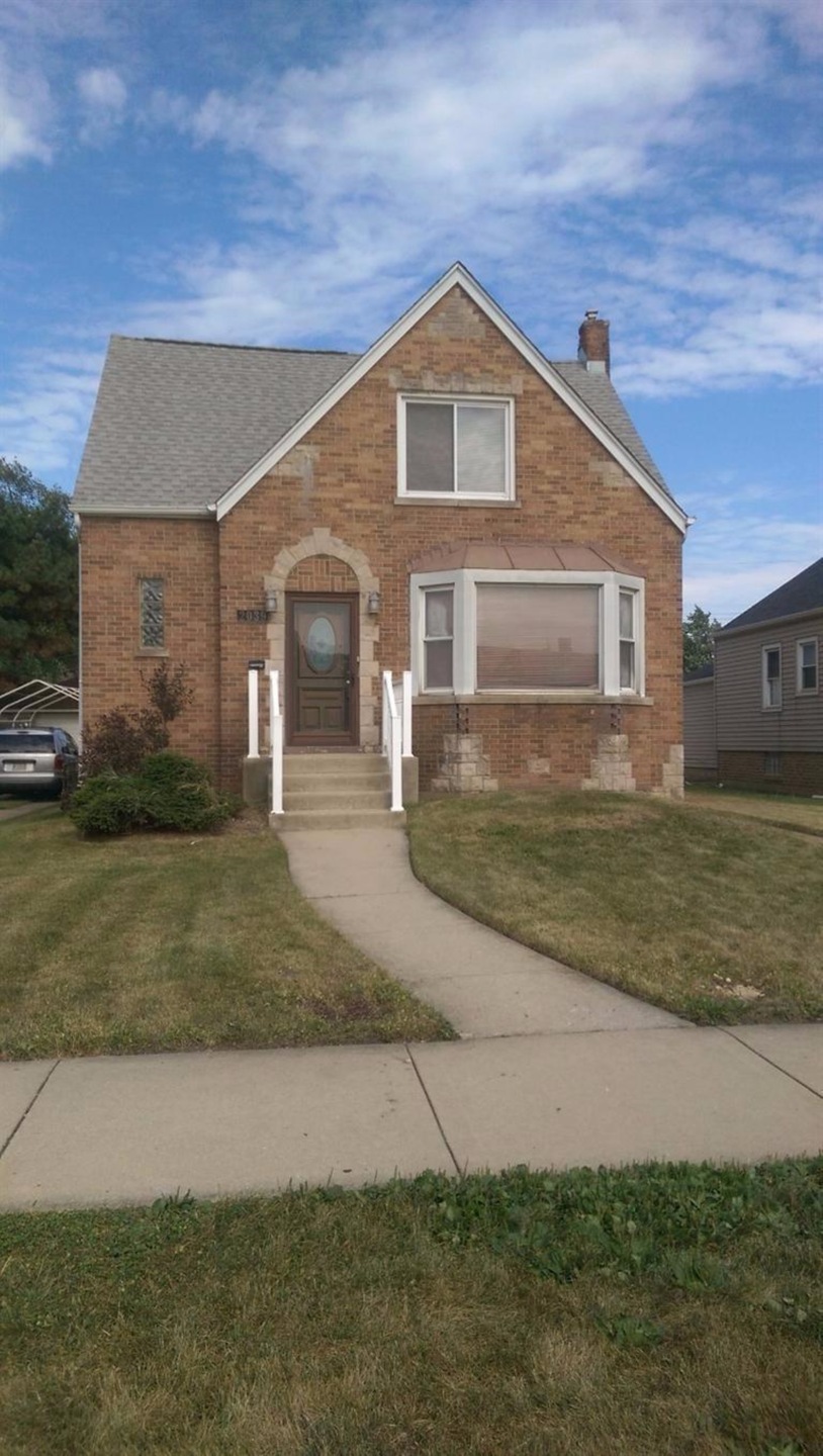2039 Davis Ave, Whiting, IN 46394 - photo 1