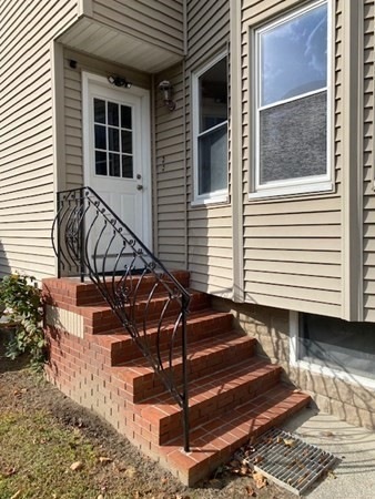 386 Main St unit 1, Fairhaven, MA 02719 - photo 1