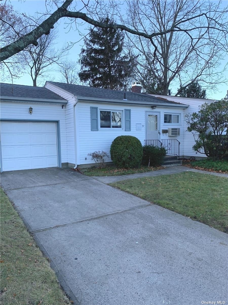 Sold $603,000 • Co-Listing Agent