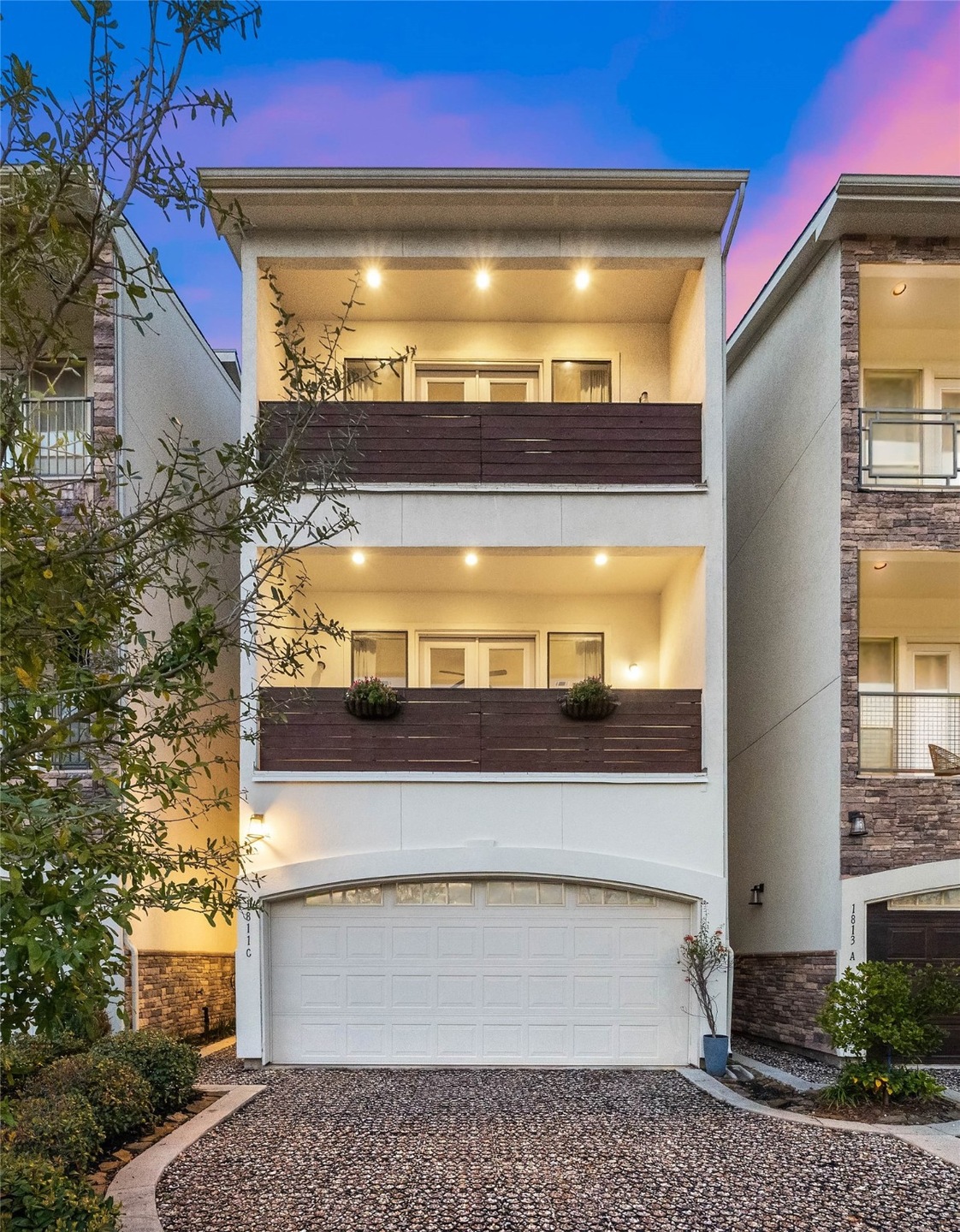 Nestled just a few blocks away from Downtown, this