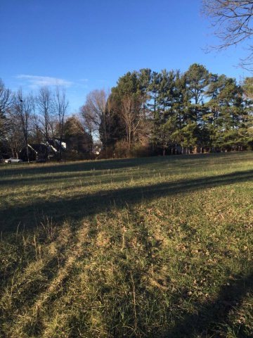 1520 E 10th St, Algood, TN 38501 - photo 1