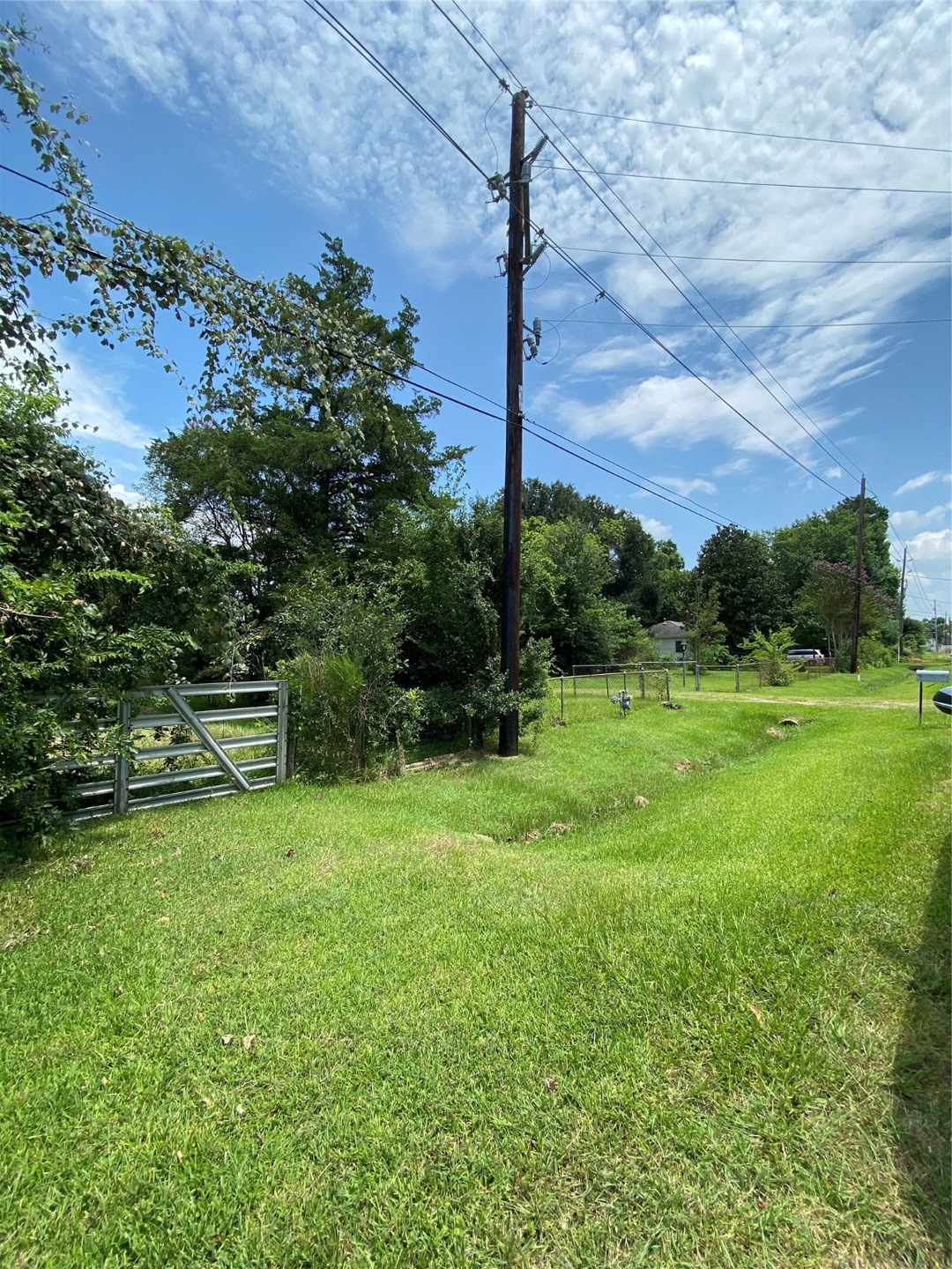 8322 Warren Rd, Houston, TX 77040 - photo 1