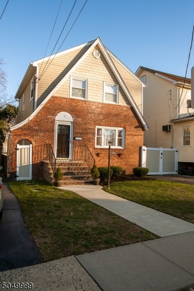 1033 Fairview Place, Hillside, NJ 07205 - photo 1