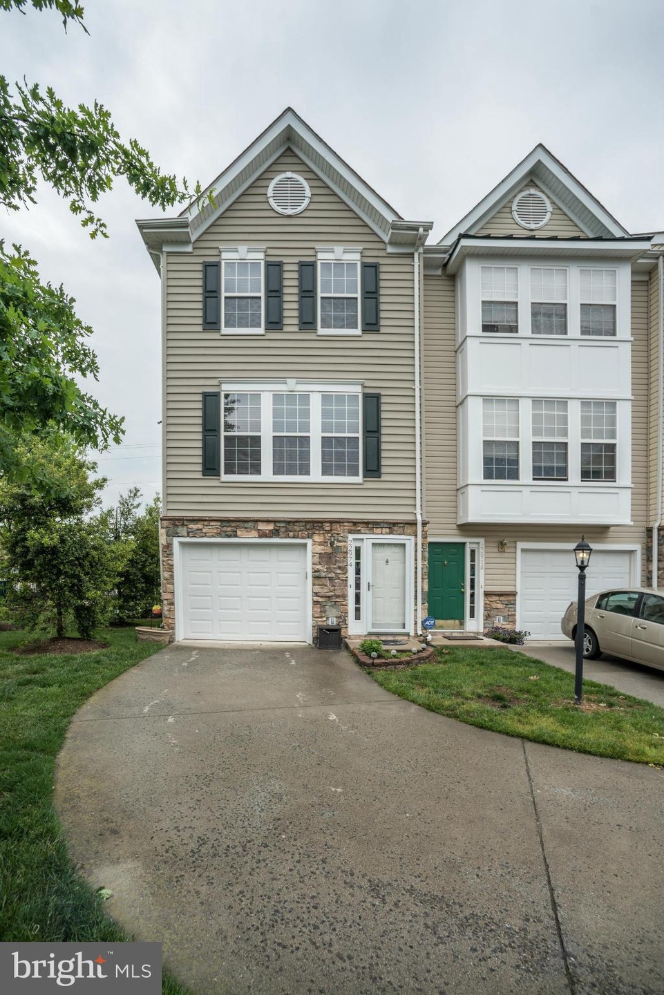 22974 Fontwell Square, Sterling, VA 20166 - photo 1