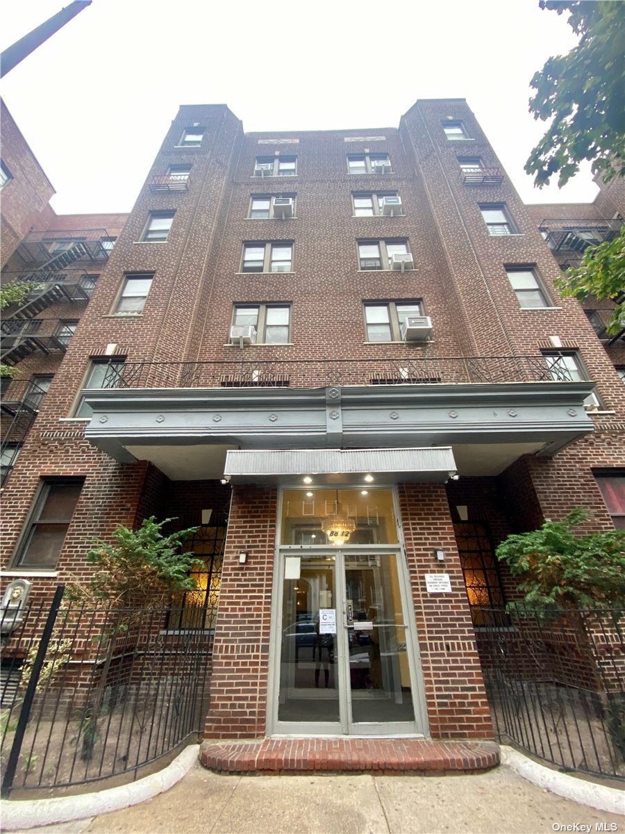 Sold $260,000 • Co-Listing Agent