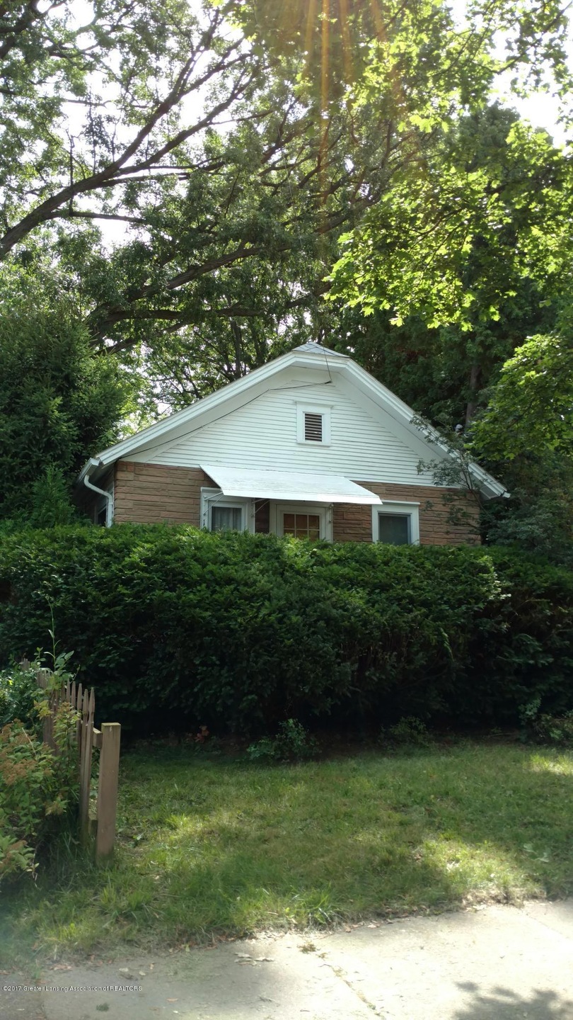 1815 Beal Ave, Lansing, MI 48910 - photo 1