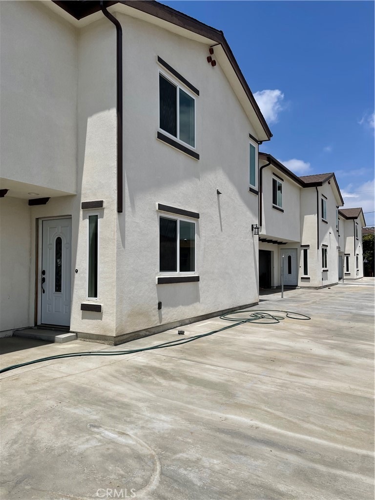 Sold $700,000 • Co-Listing Agent