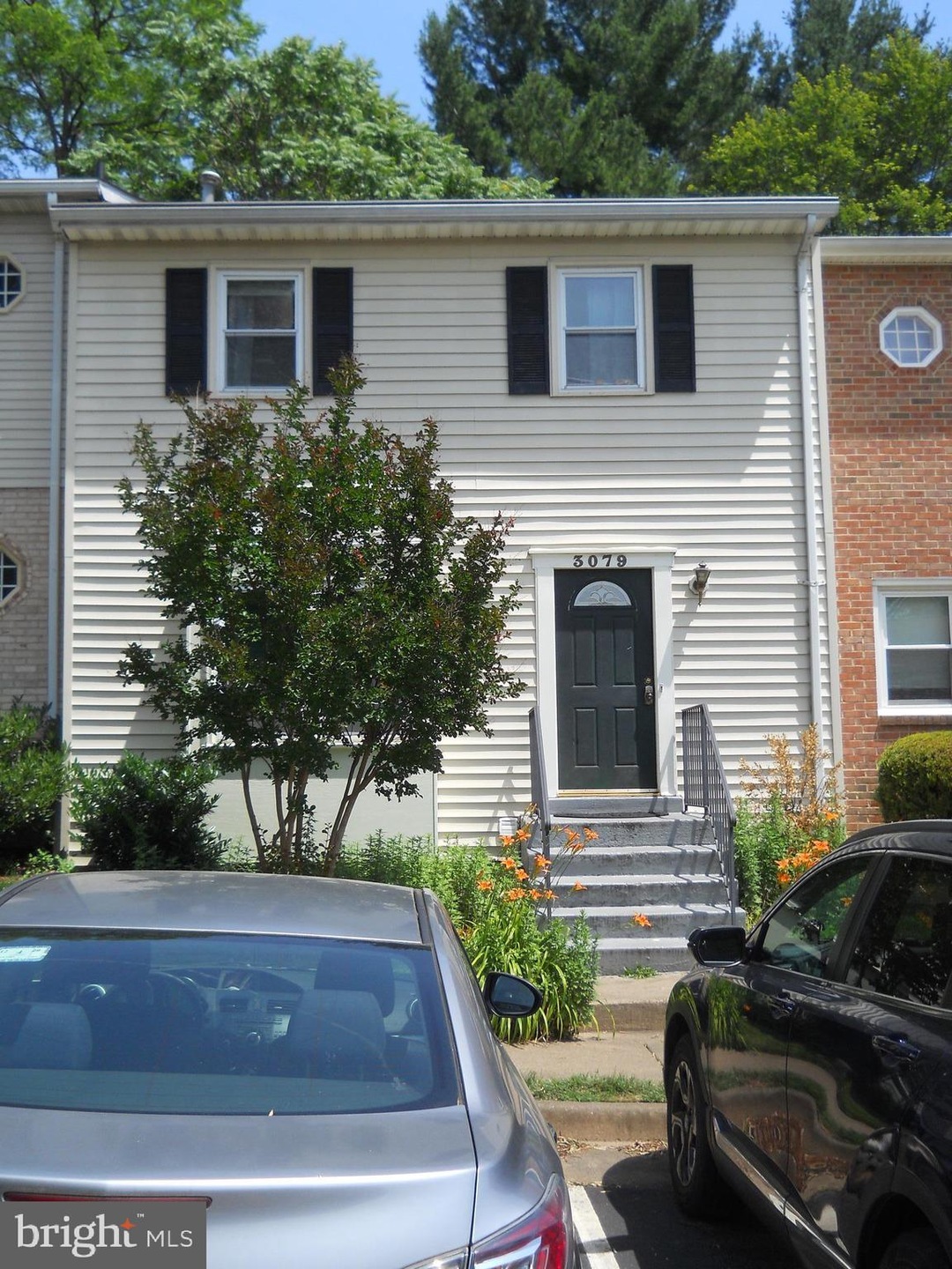 3079 White Birch Ct, Fairfax, VA 22031 - photo 1