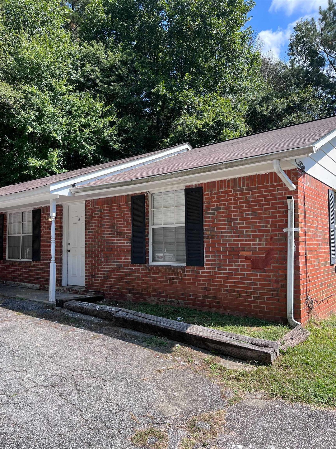 1265 Lovvorn Rd unit A, Carrollton, GA 30117 - photo 1