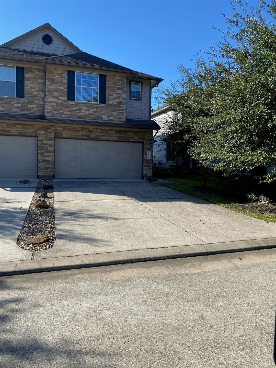 231 Bloomhill Place, Magnolia, TX 77354 - photo 1