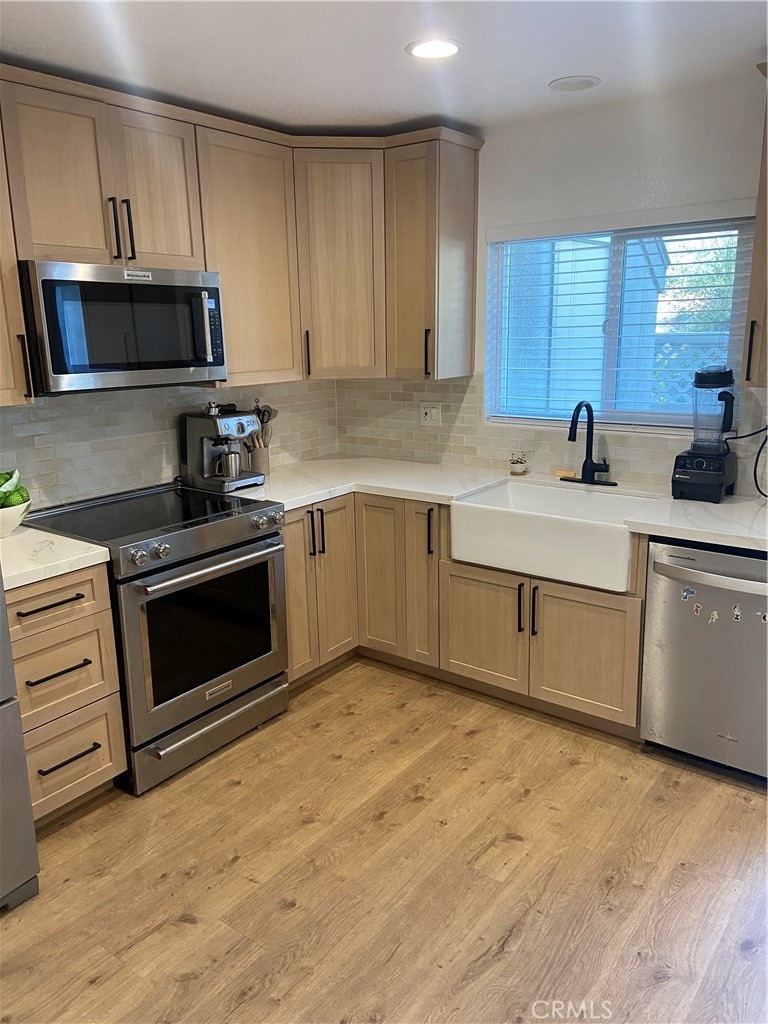 5927 E Creekside Ave unit 23, Orange, CA 92869 - photo 1