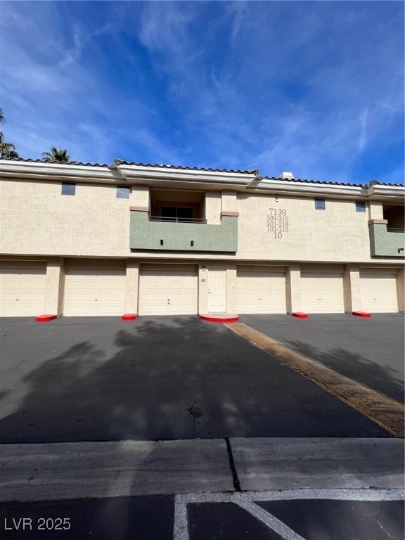 7139 S Durango Dr unit 217, Las Vegas, NV 89113 - photo 1