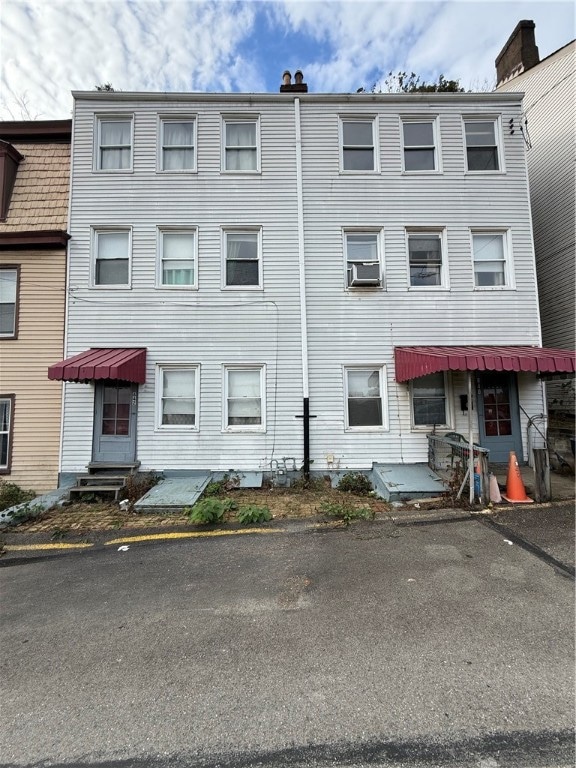 840-842 Windom St, Pittsburgh, PA 15203 - photo 1