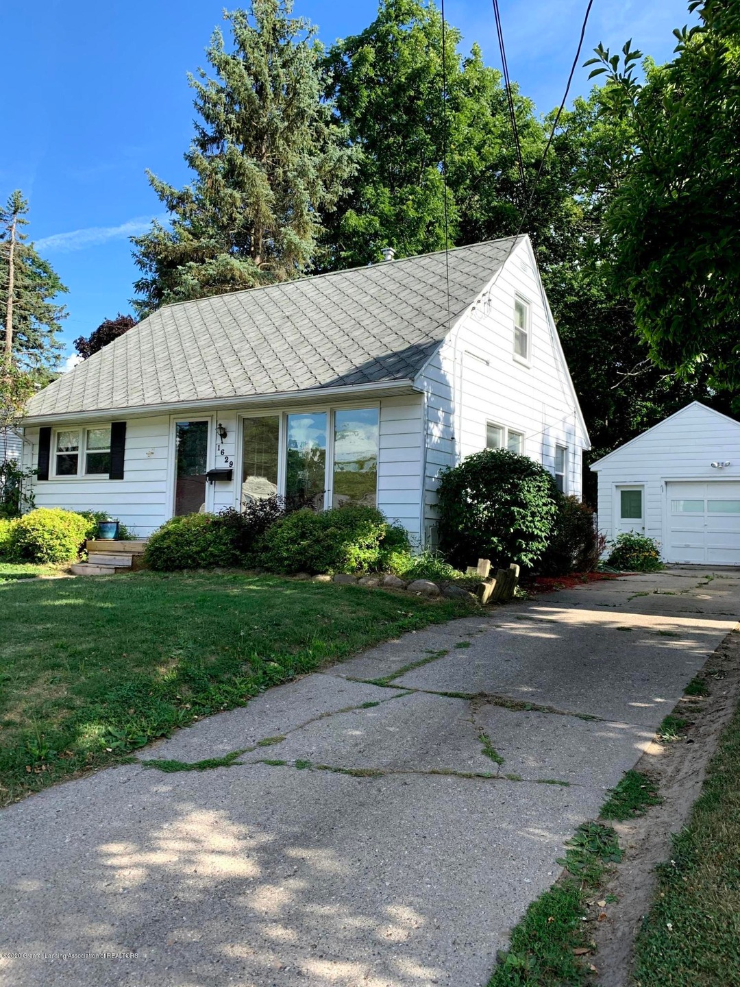 1629 Victor Ave, Lansing, MI 48910 - photo 1