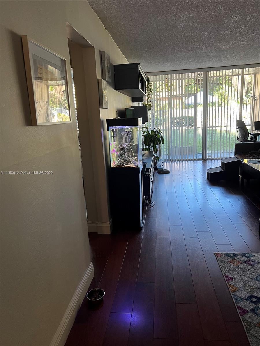 unlisted-address, Davie, FL 33324 - photo 1