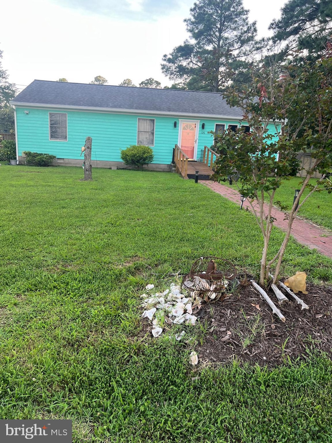 126 126 E 126 Connie Dr E, Hague, VA 22469 - photo 1