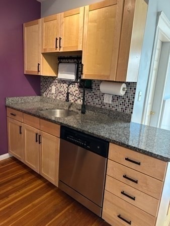 65 Palmer St unit 2, Salem, MA 01970 - photo 1