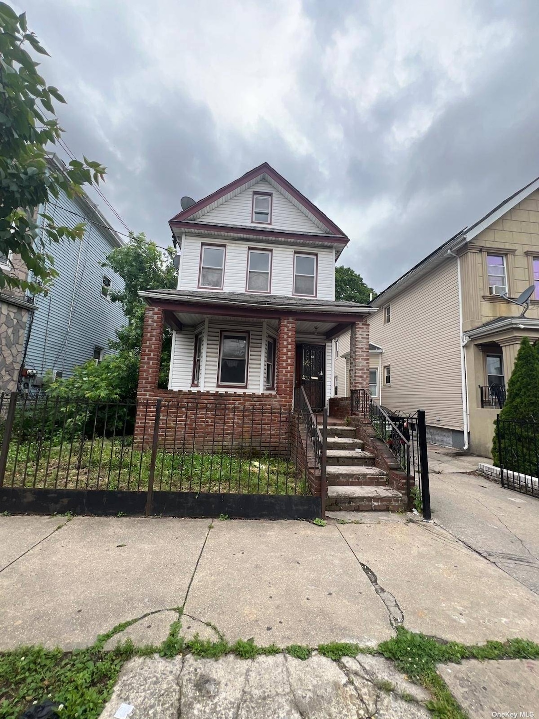 103-18 171st St, Jamaica, NY 11433 - photo 1