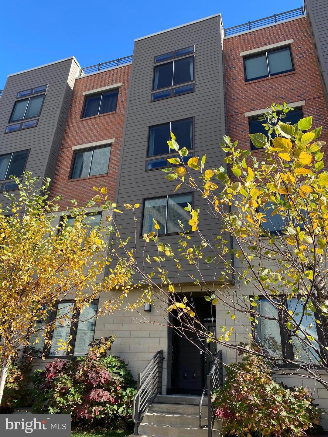 1011 Lakeview Ct unit 52 LOWER, King of Prussia, PA 19406 - photo 1