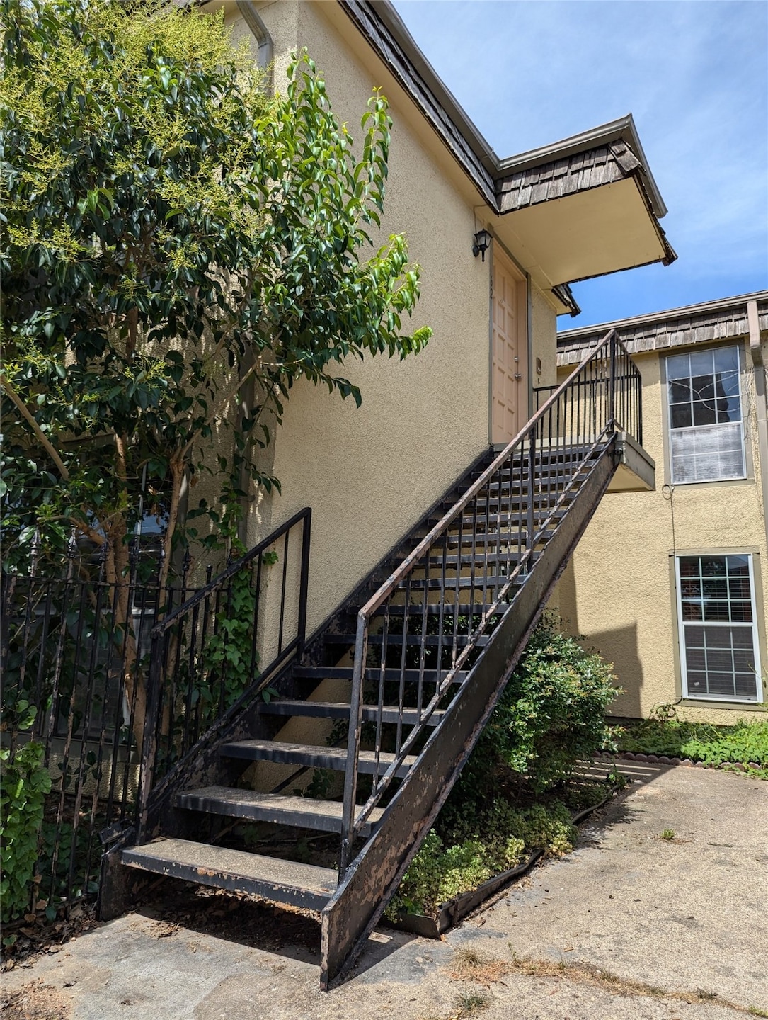 For Rent $1,600/month