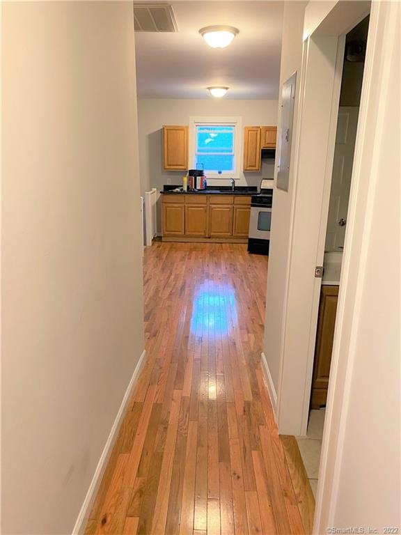 1355 Park Ave unit 3, Bridgeport, CT 06604 - photo 1