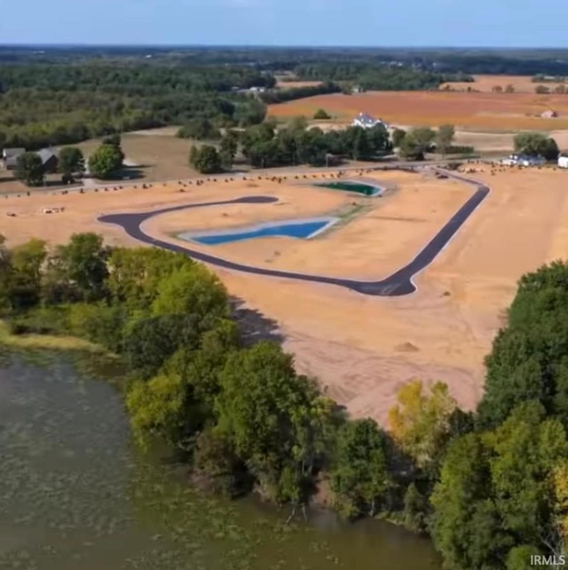 15329 Makarios Pass unit 29, Leo, IN 46788 - photo 1