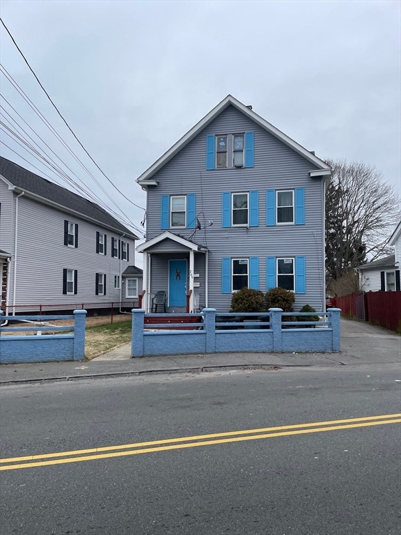 209 Washington St unit 1, Taunton, MA 02780 - photo 1