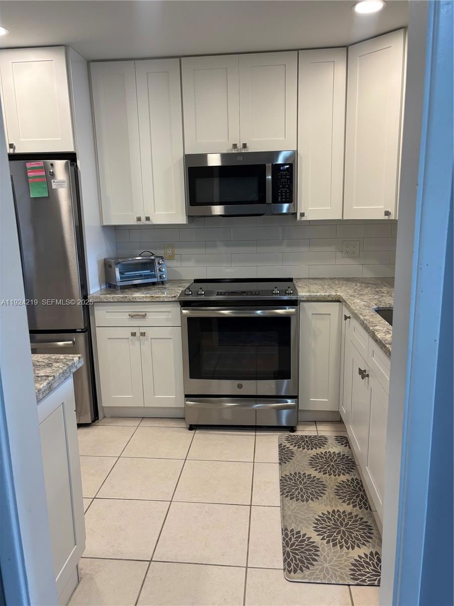 2900 N Palm Aire Dr unit 409, Pompano Beach, FL 33069 - photo 1