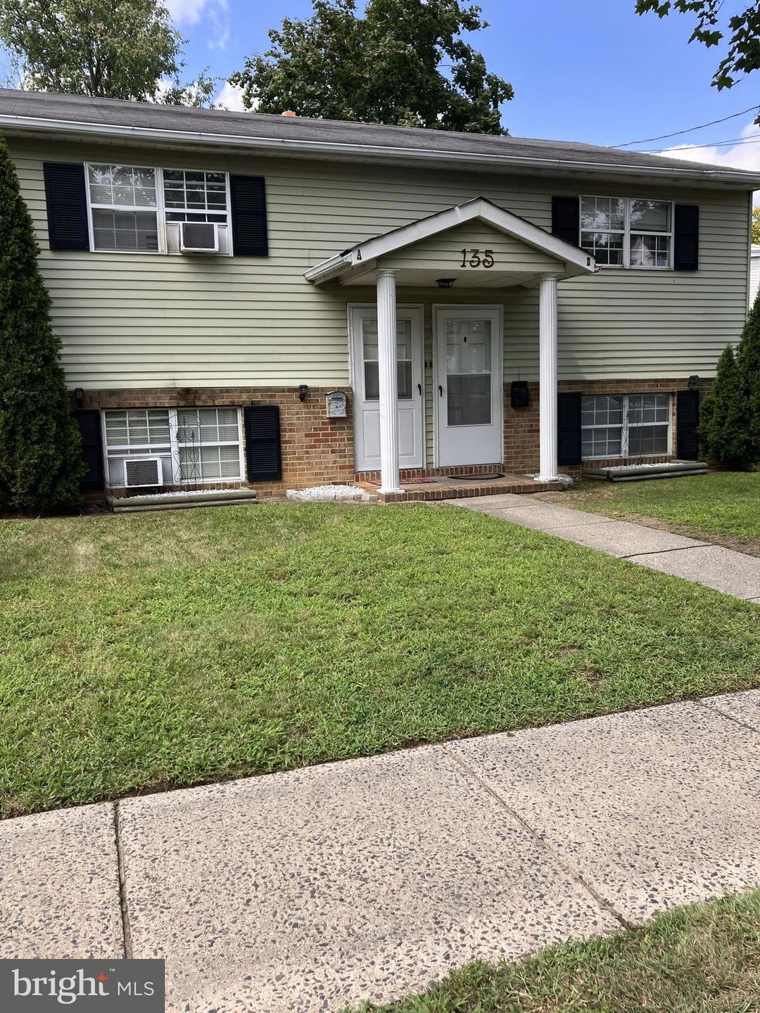 Sold $320,000 • Co-Listing Agent