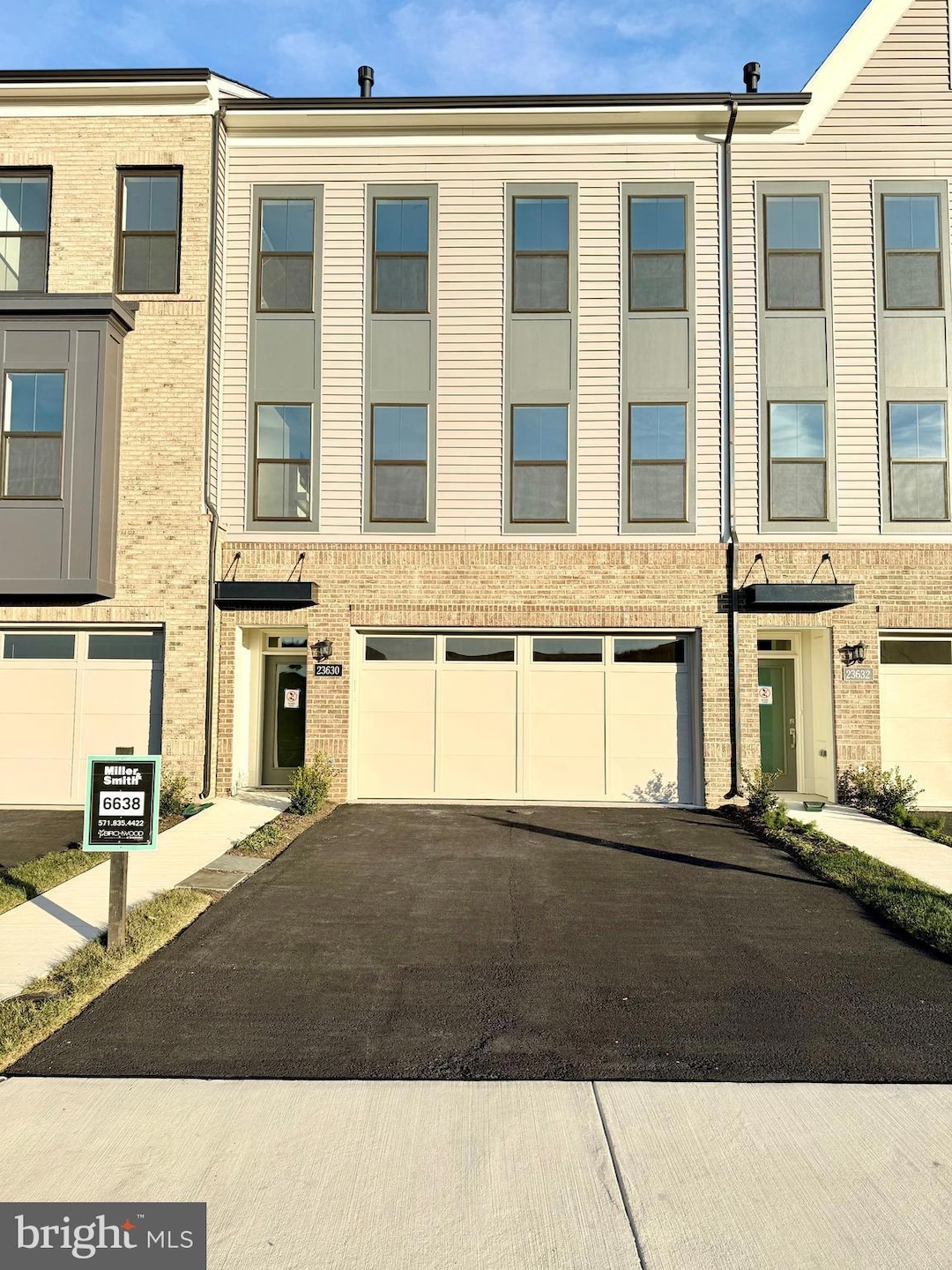 23630 Winterday Dr, Ashburn, VA 20148 - photo 1