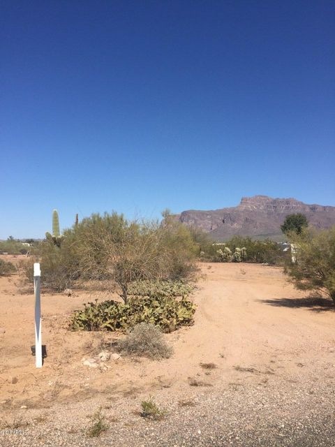 Superstition Mountain
