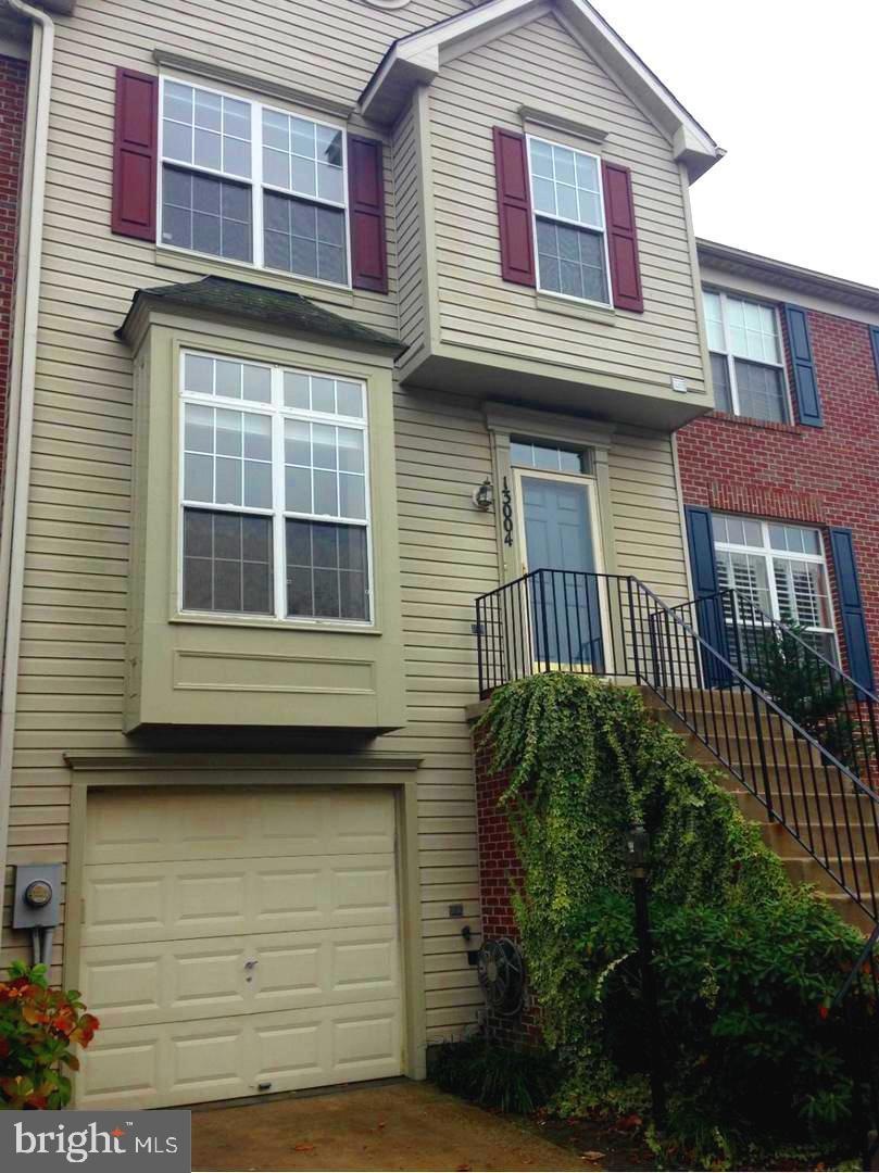 13004 Shamrock Glen Dr, Germantown, MD 20874 - photo 1