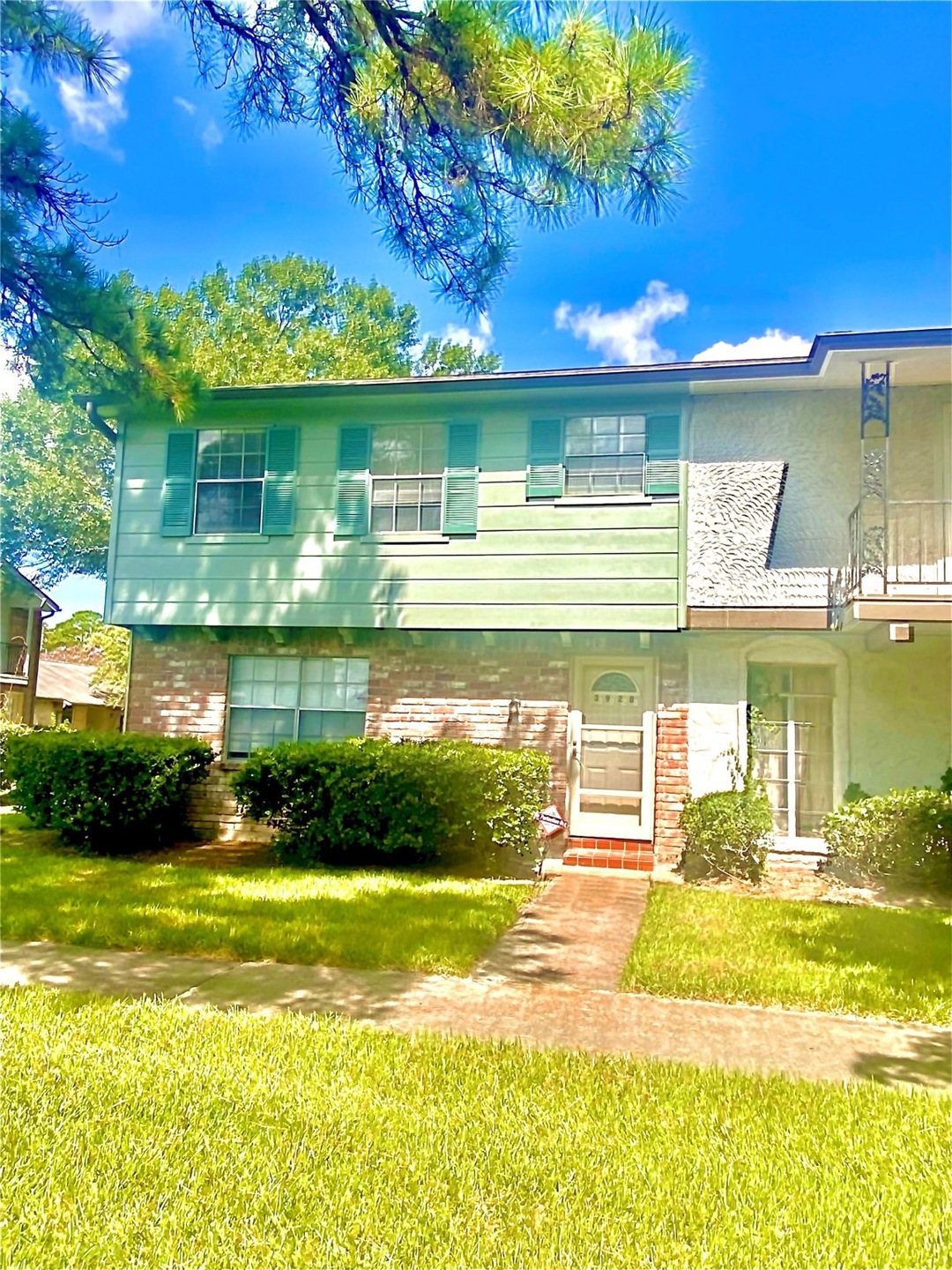 3928 Laura Leigh Unit 3526 Dr unit 3526, Friendswood, TX 77546 - photo 1